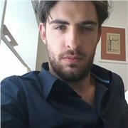 Insegnante di Storia dell'Arte impartisce lezioni per studenti di scuole medie e superiori